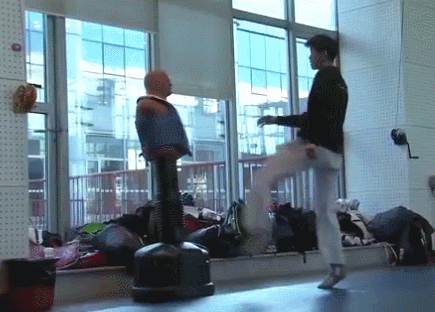 别羡慕春丽的腿啦!咱中国跆拳道队“好腿”更多!